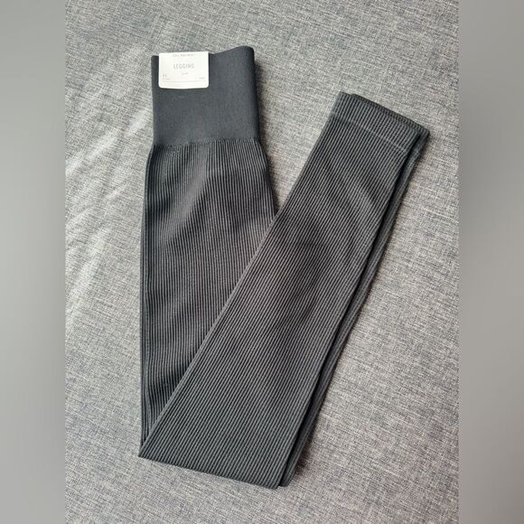 Aerie High-Waisted Black Ribbed Leggings Size XS - Picture 1 of 6